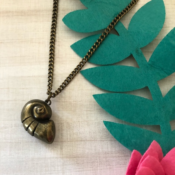 ariel seashell necklace